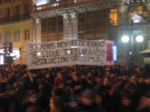 Galería fotográfica de la manifestación Antifascista del 19 de Noviembre